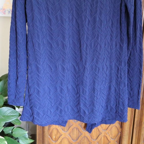 3/$15 Rebecca Malone Textured Knit Drape Front Open Cardigan - Navy - Picture 11 of 15